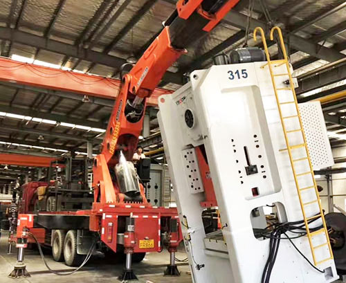 净潭乡提升工作效率，选择优质折臂吊租赁服务