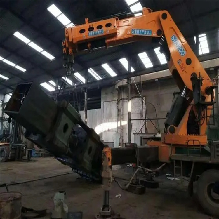 净潭乡200吨折臂吊出租